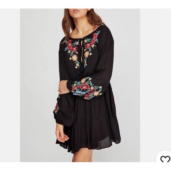 Free People Mini Embroidered Floral Short Oversized Dress Size XS - Picture 1 of 11